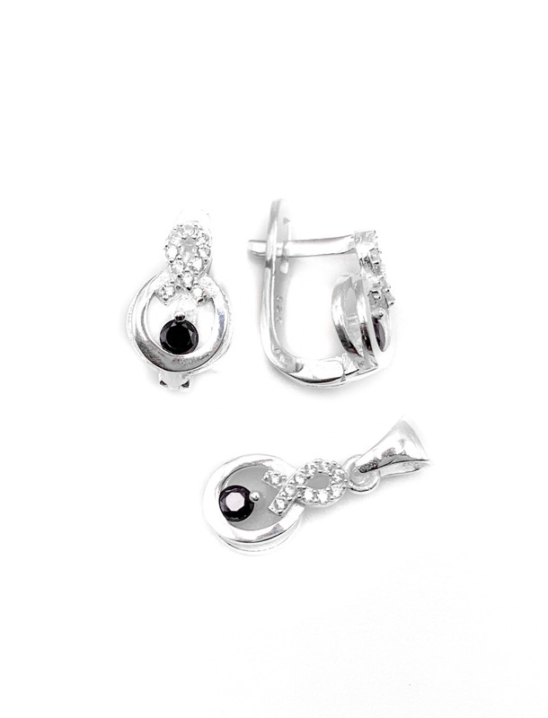 Juegos plata circulo lazo negro patente