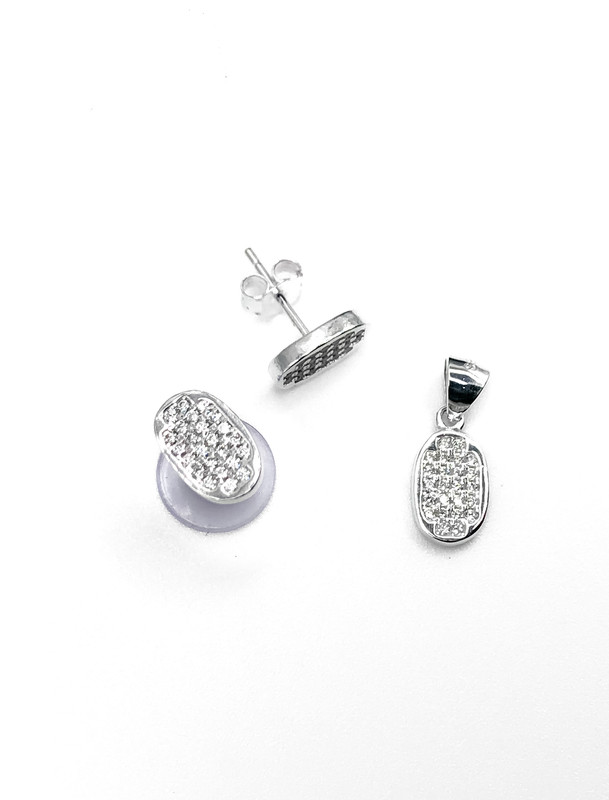 Juegos plata ovalado con circon blanco a presion