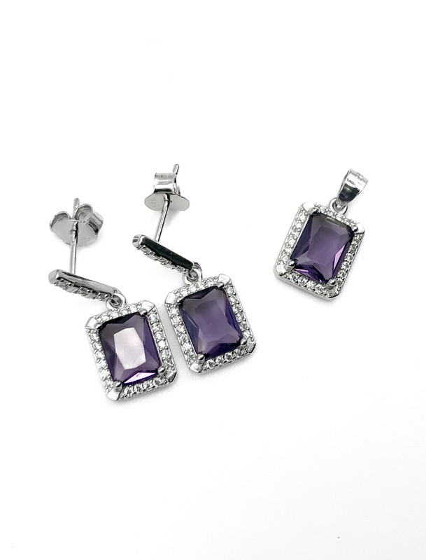 Juegos plata cuadrado piedra morado a presion