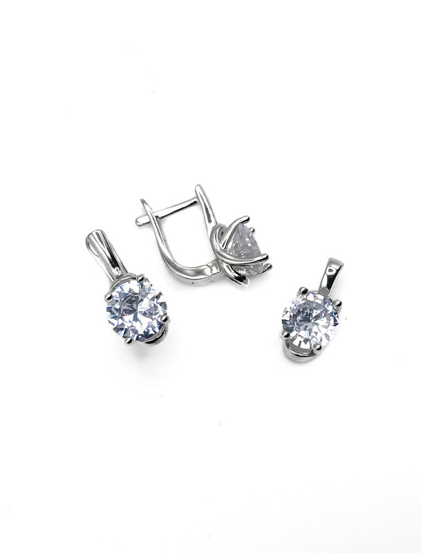 Juegos plata circon redondo blanco patente